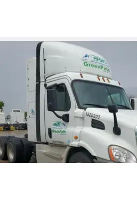 FREIGHTLINER CASCADIA 125 CAB