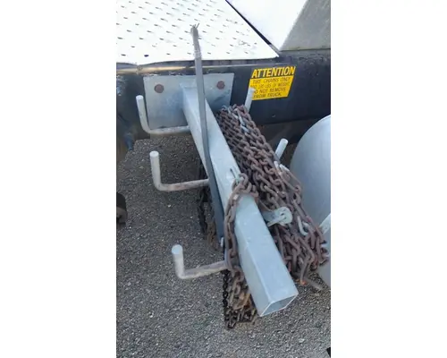 FREIGHTLINER CASCADIA 125 CHAIN HANGER