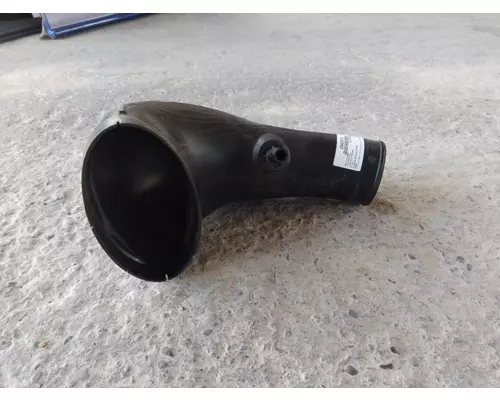 FREIGHTLINER CASCADIA 125 CHARGE AIR COOLER PIPE