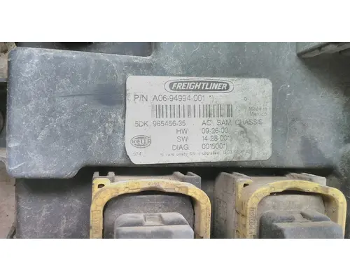 FREIGHTLINER CASCADIA 125 CHASSIS CONTROL MODULE (CCM)