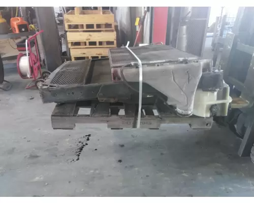FREIGHTLINER CASCADIA 125 COOLING ASSEMBLY (RAD, COND, ATAAC)
