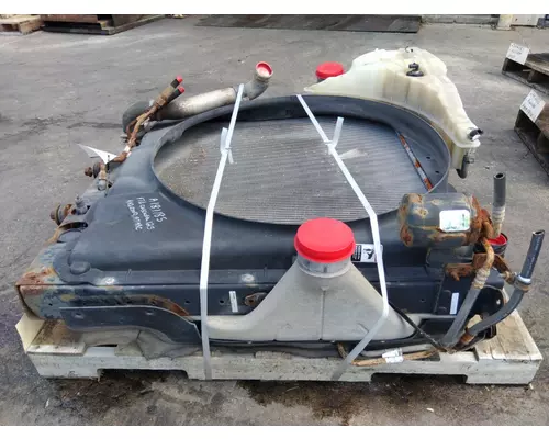 FREIGHTLINER CASCADIA 125 COOLING ASSEMBLY (RAD, COND, ATAAC)