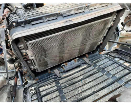 FREIGHTLINER CASCADIA 125 COOLING ASSEMBLY (RAD, COND, ATAAC)