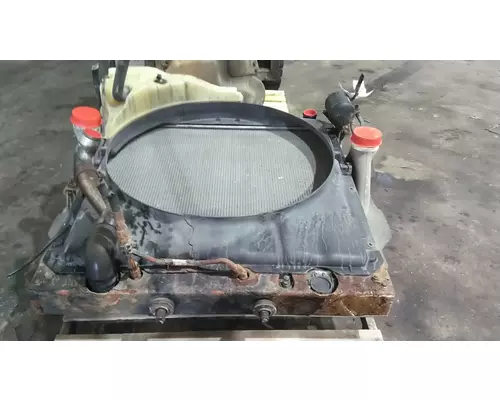 FREIGHTLINER CASCADIA 125 COOLING ASSEMBLY (RAD, COND, ATAAC)