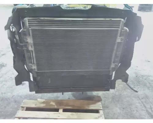 FREIGHTLINER CASCADIA 125 COOLING ASSEMBLY (RAD, COND, ATAAC)