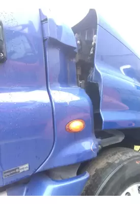 FREIGHTLINER CASCADIA 125 COWL