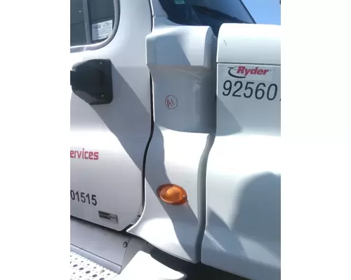 FREIGHTLINER CASCADIA 125 COWL