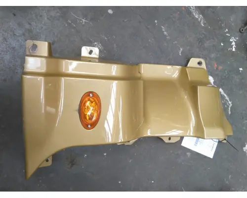 FREIGHTLINER CASCADIA 125 COWL