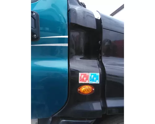 FREIGHTLINER CASCADIA 125 COWL