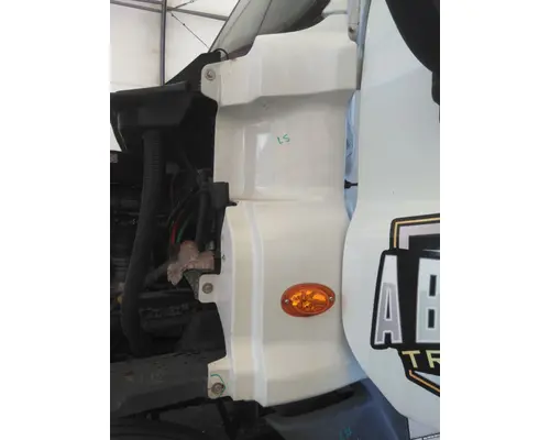 FREIGHTLINER CASCADIA 125 COWL