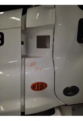FREIGHTLINER CASCADIA 125 COWL