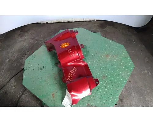 FREIGHTLINER CASCADIA 125 COWL