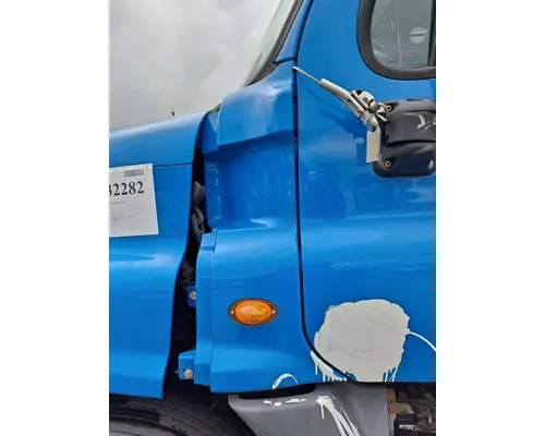 FREIGHTLINER CASCADIA 125 COWL