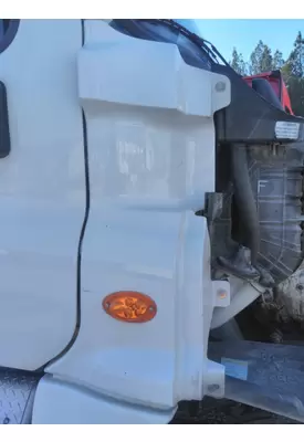 FREIGHTLINER CASCADIA 125 COWL