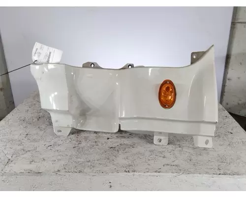 FREIGHTLINER CASCADIA 125 COWL