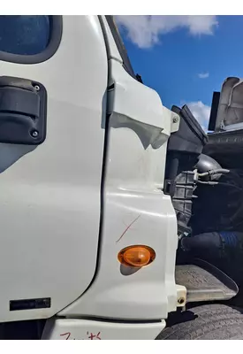 FREIGHTLINER CASCADIA 125 COWL