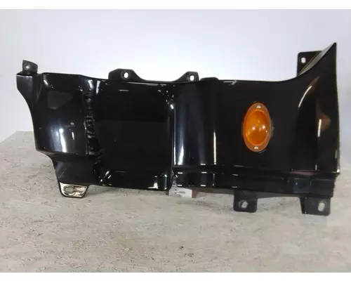FREIGHTLINER CASCADIA 125 COWL