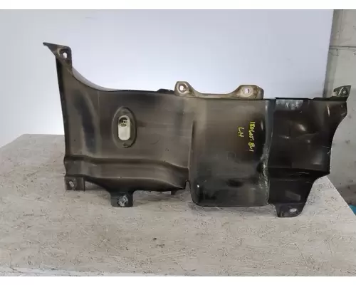FREIGHTLINER CASCADIA 125 COWL