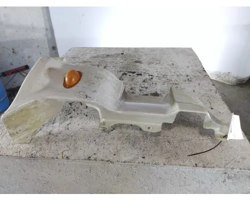 FREIGHTLINER CASCADIA 125 COWL