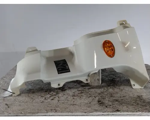 FREIGHTLINER CASCADIA 125 COWL