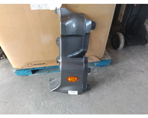 FREIGHTLINER CASCADIA 125 COWL