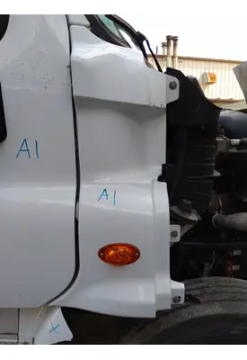 FREIGHTLINER CASCADIA 125 COWL