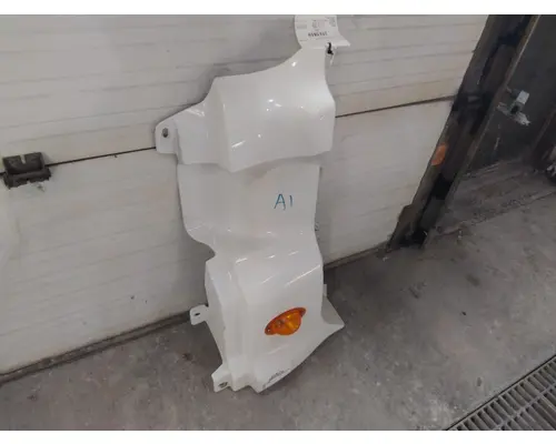 FREIGHTLINER CASCADIA 125 COWL