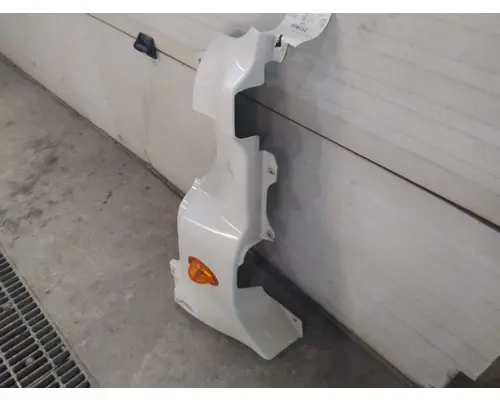 FREIGHTLINER CASCADIA 125 COWL