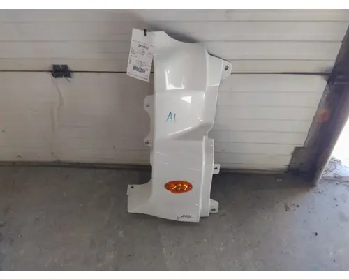 FREIGHTLINER CASCADIA 125 COWL