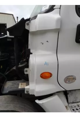 FREIGHTLINER CASCADIA 125 COWL