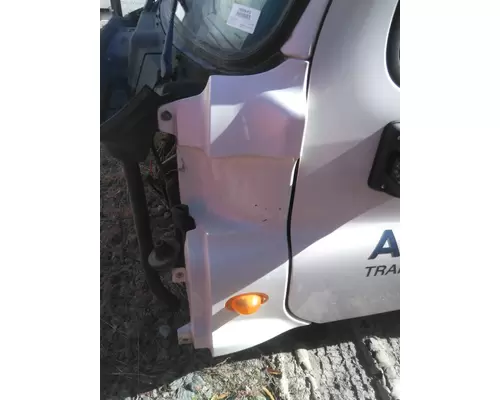 FREIGHTLINER CASCADIA 125 COWL