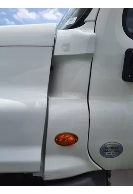 FREIGHTLINER CASCADIA 125 COWL