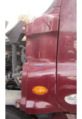 FREIGHTLINER CASCADIA 125 COWL