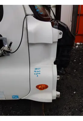 FREIGHTLINER CASCADIA 125 COWL