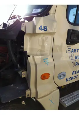 FREIGHTLINER CASCADIA 125 COWL