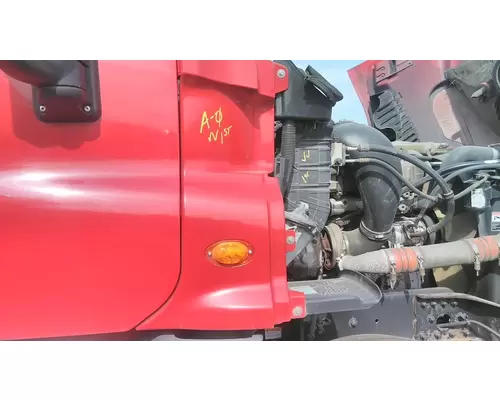 FREIGHTLINER CASCADIA 125 COWL