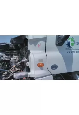 FREIGHTLINER CASCADIA 125 COWL