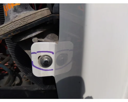 FREIGHTLINER CASCADIA 125 COWL