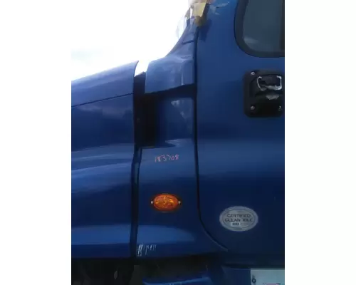 FREIGHTLINER CASCADIA 125 COWL