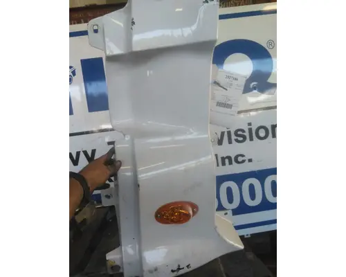 FREIGHTLINER CASCADIA 125 COWL