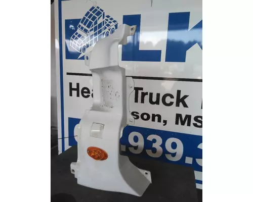 FREIGHTLINER CASCADIA 125 COWL