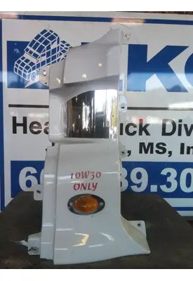 FREIGHTLINER CASCADIA 125 COWL