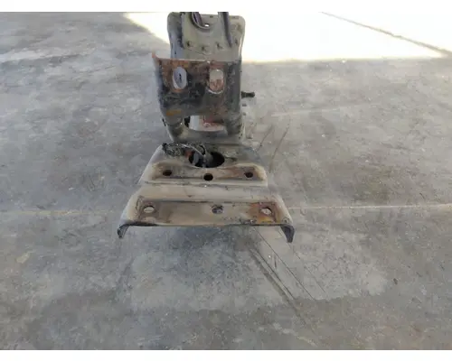 FREIGHTLINER CASCADIA 125 CROSSMEMBER