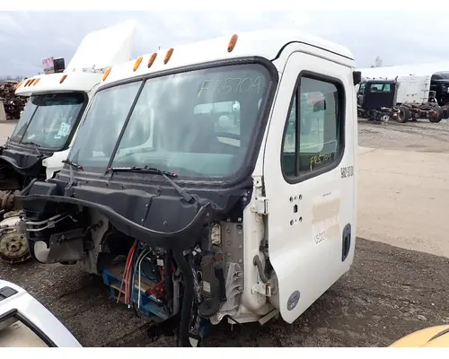 FREIGHTLINER CASCADIA 125 Cab