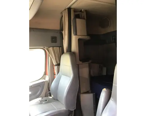 FREIGHTLINER CASCADIA 125 Cab