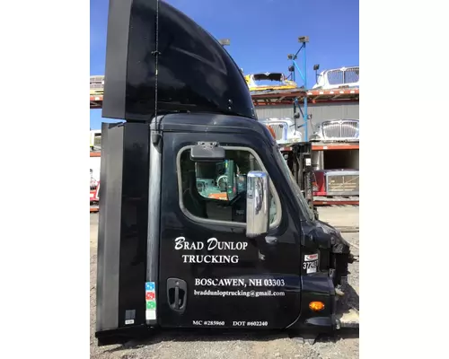 FREIGHTLINER CASCADIA 125 Cab