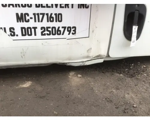 FREIGHTLINER CASCADIA 125 Cab