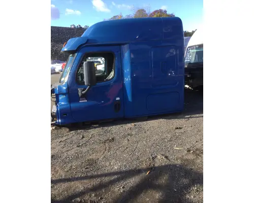 FREIGHTLINER CASCADIA 125 Cab