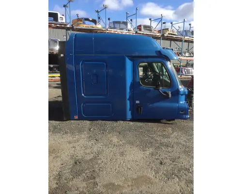 FREIGHTLINER CASCADIA 125 Cab