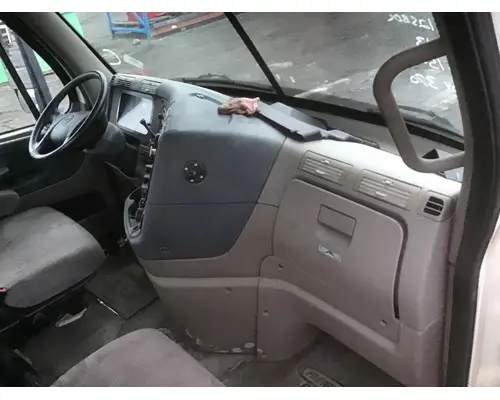 FREIGHTLINER CASCADIA 125 Cab